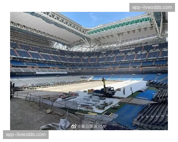 伯纳乌球场高科技顶棚完成最终测试,可完全关闭以举办各类活动 伯纳乌球场高科技顶棚完成最终测试,可完全关闭以举办各类活动