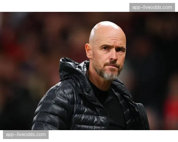 转会传闻：多家媒体称，曼联已接触埃因霍温，询价边锋约翰-巴卡约科