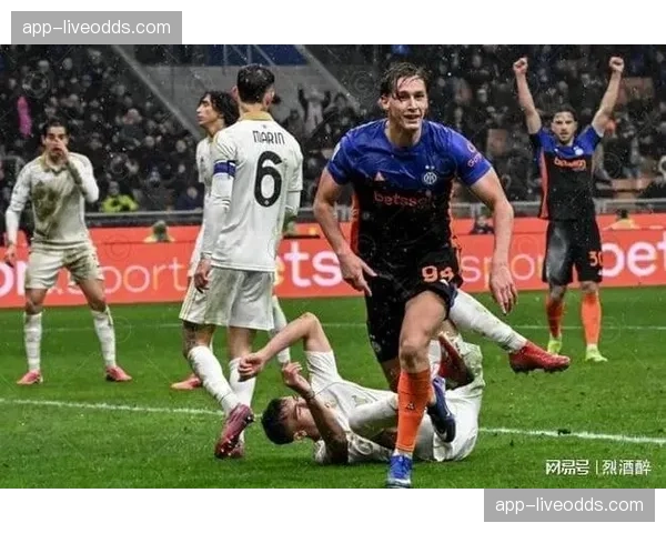 阿拉巴将离开皇马，波切蒂诺有望接手球队